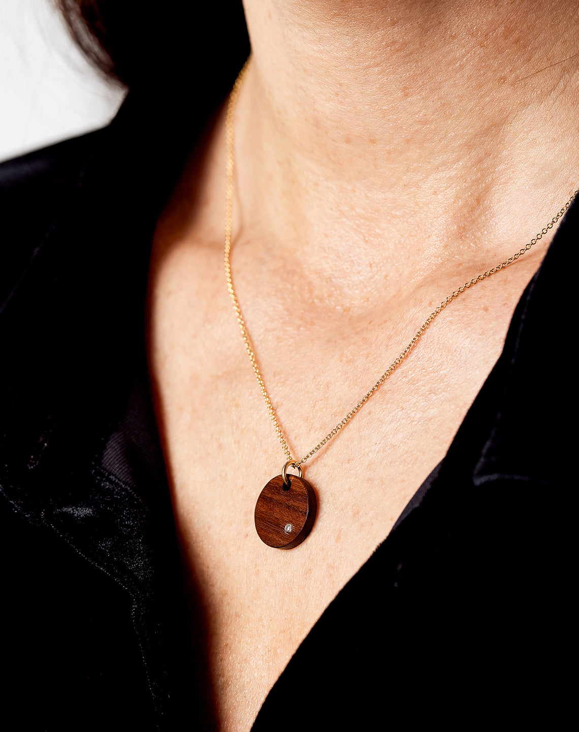 DIAMOND ROUND - Yellow Gold