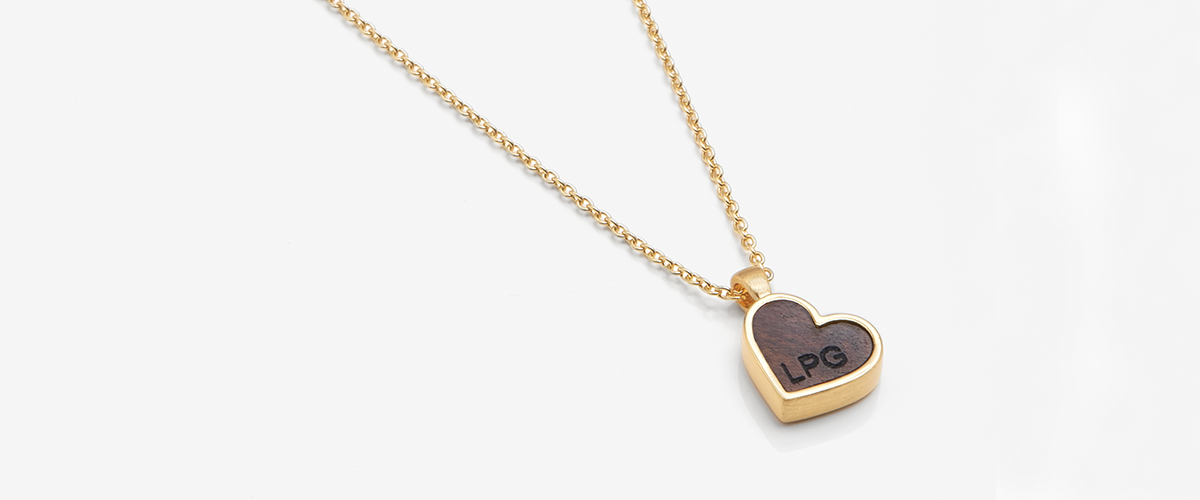 Top 5th Anniversary Gift Trends for 2025