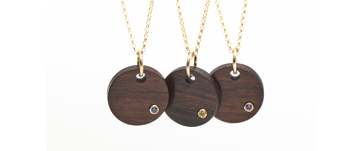 Why Wood is the Traditional Gift for the 5th Wedding Anniversary