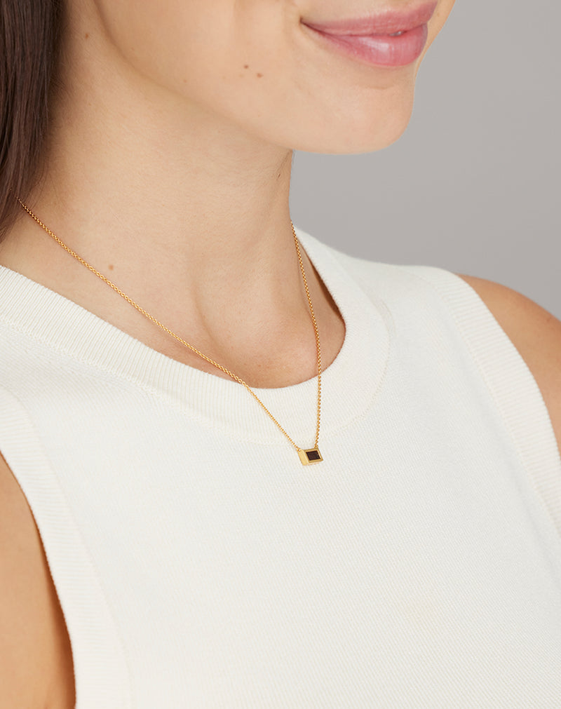 GOLD MINI BAR PENDANT