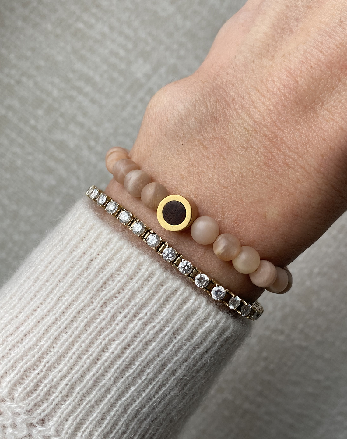 FROSTED PINK MOONSTONE - Gold